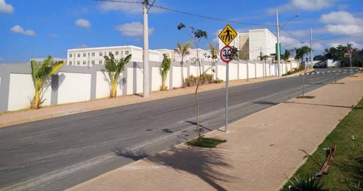 Parque Canto Dos Bem Te Vis Mrv Foto Canarios